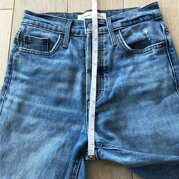 Aritzia Denim Forum The Arlo High Rise Straight Jeans Light Wash Size 23 - Picture 4 of 15